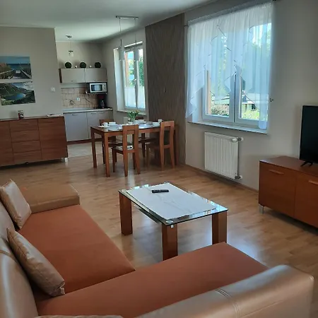 Daire Apartamenty-plaza *