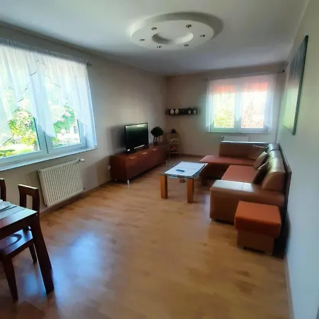 Daire Apartamenty-plaza *